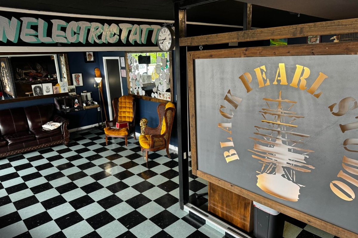 Black Pearl Studio in Florence, Alabama