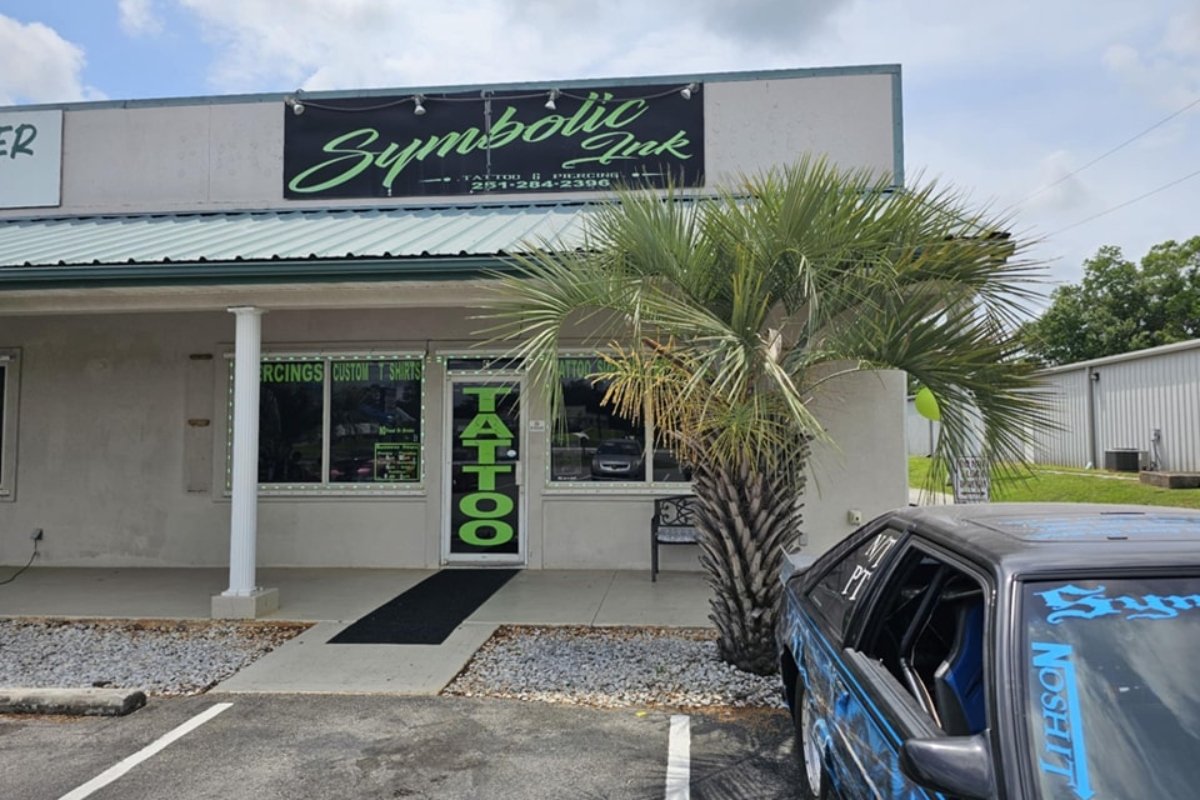 Symbolic Ink Tattoo Studio in Foley, Alabama