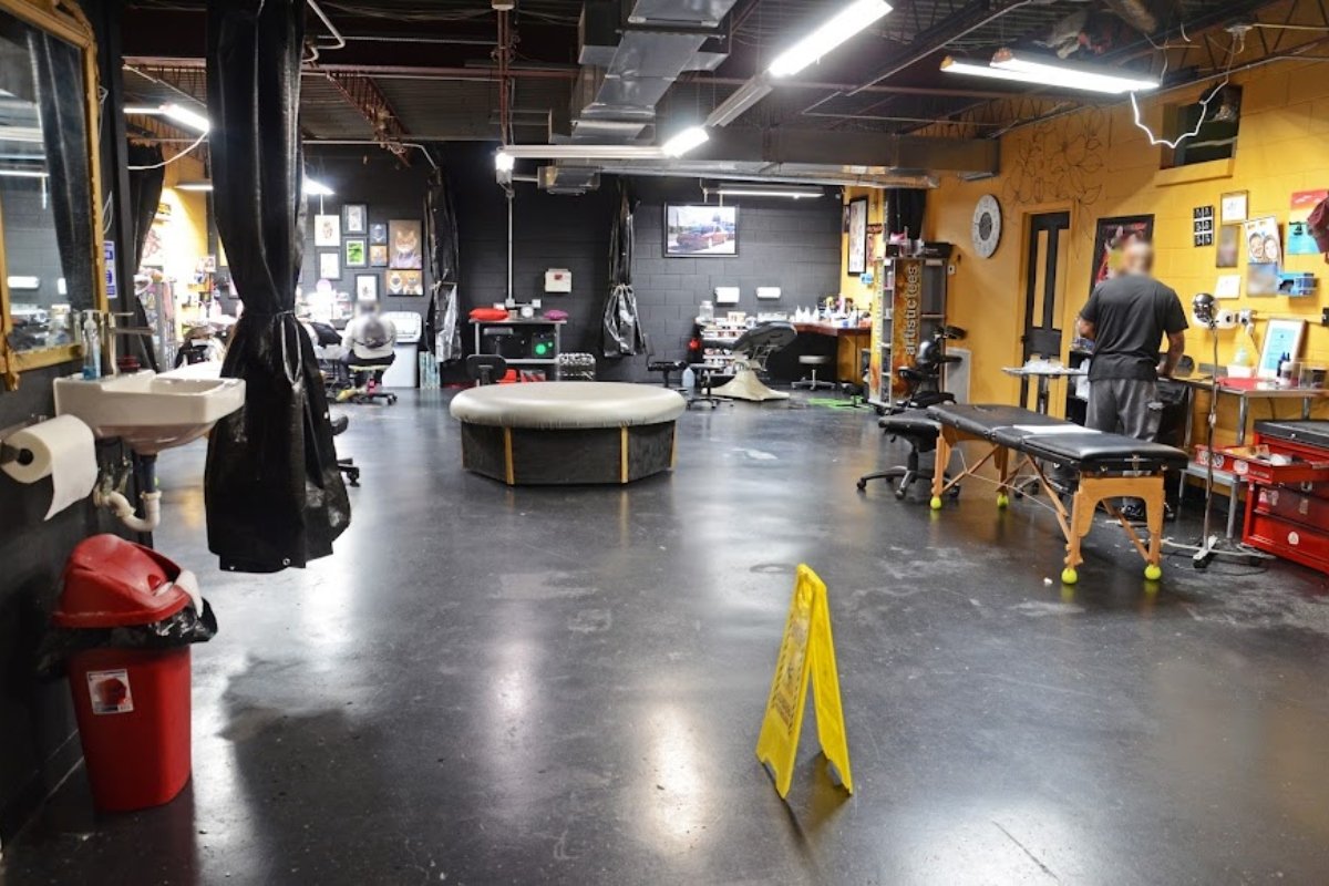 The Beehive Tattoo Collective in Muscle Shoals, Alabama