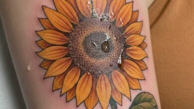 What does a sunflower tattoo mean?